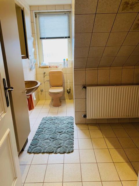 Handwerkerzimmer Düsseldorf Eksteriør billede